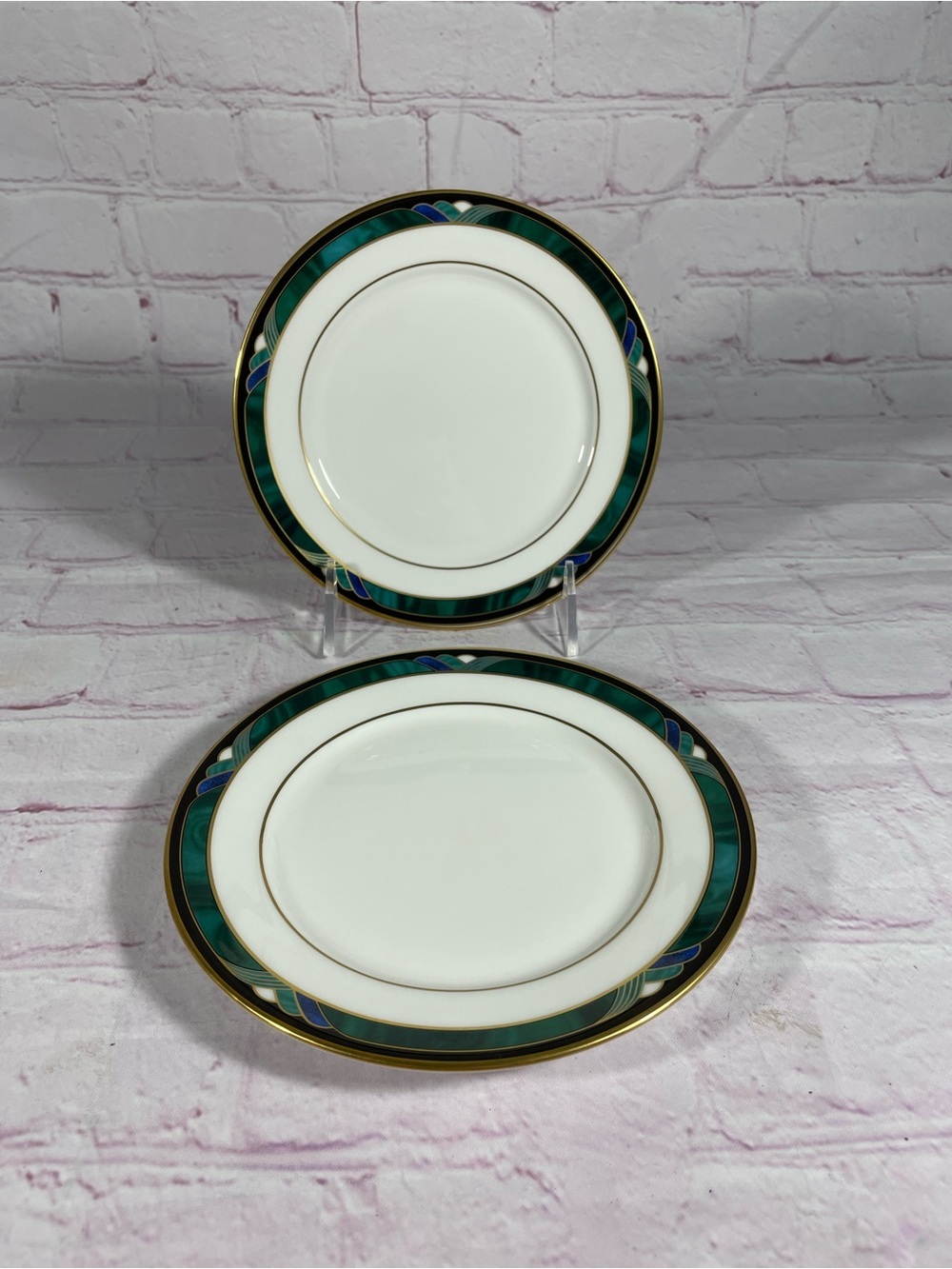 Lenox Debut Collection Kelly Bread and Butter Plates Gold Trim Set of 2